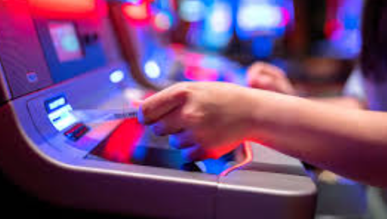 cara-kasino-mengawasi-pola-bermain-mencurigakan